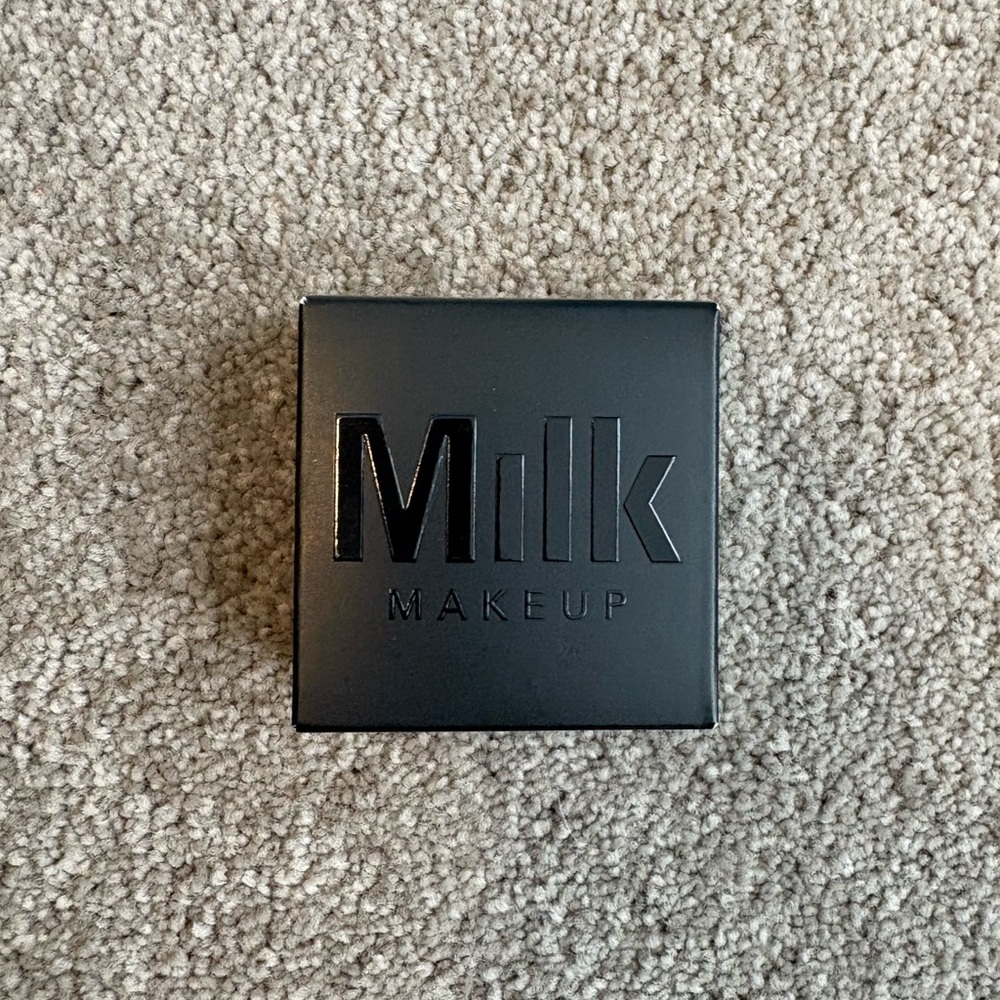 Milk Makeup Pore Eclipse Matte Setting Powder